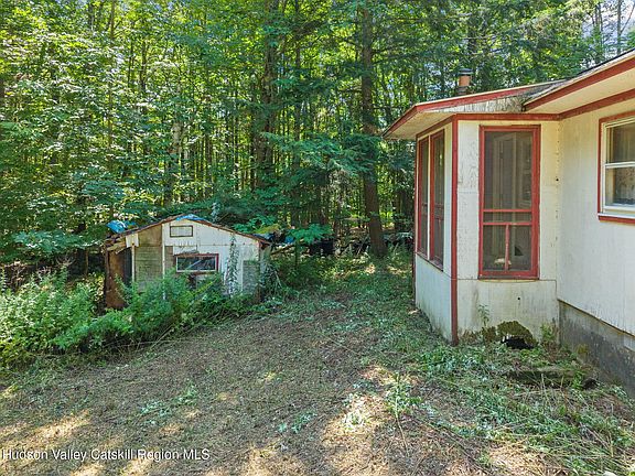 14th image of 404 Posson Hill Road