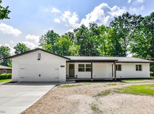 1162 Ledgeview Rd, Macedonia, OH 44056