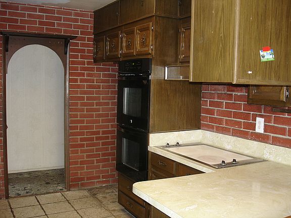 4th image of 4808 N Glen Arden Ave