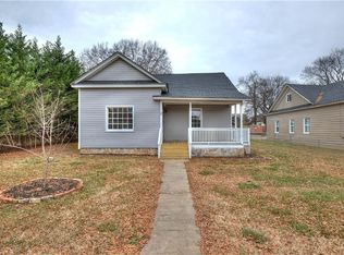 7 Defender St, Cartersville, GA 30120