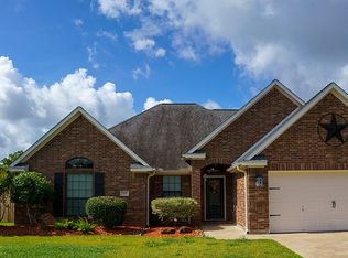 703 Moore St, Richwood, TX 77566