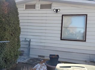 562 Morse Ln, Elko, NV 89801