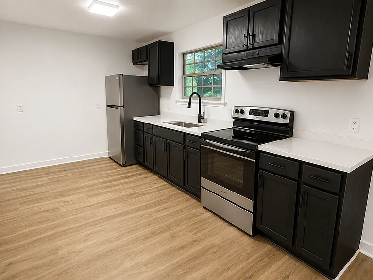 609 Cox St — Photo 2