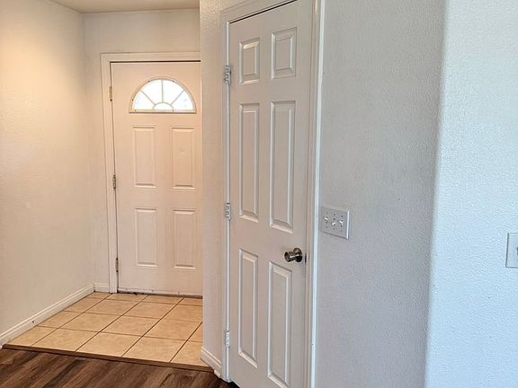 2nd image of 8550 Golden Meadow Dr