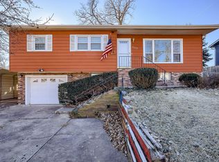 3225 Cherry Ln, Bellevue, NE 68147