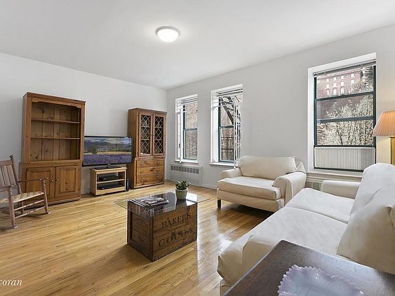 3rd image of 368 W 117th St APT 3F