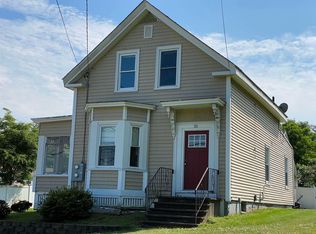 31 Dover Point Rd, Dover, NH 03820