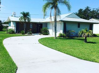 3425 Gulf Ln, Rotonda West, FL 33947
