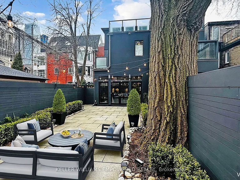 10 Webster Ave — Photo 43