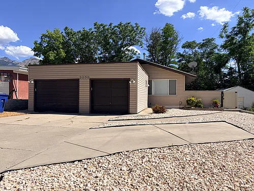2258 E Claybourne Ave #A Photo 1