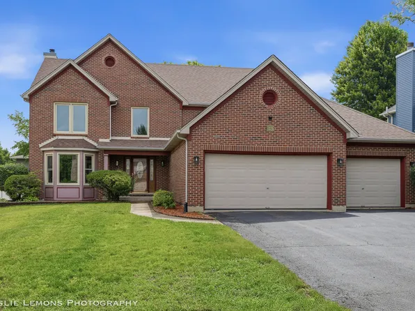 1876 Marne Rd, Bolingbrook, IL 60490