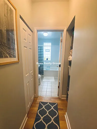 6978 N Greenview Ave #1 — Photo 9
