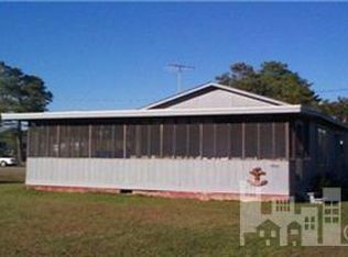 406 Alabama Ln, Carolina Beach, NC 28428