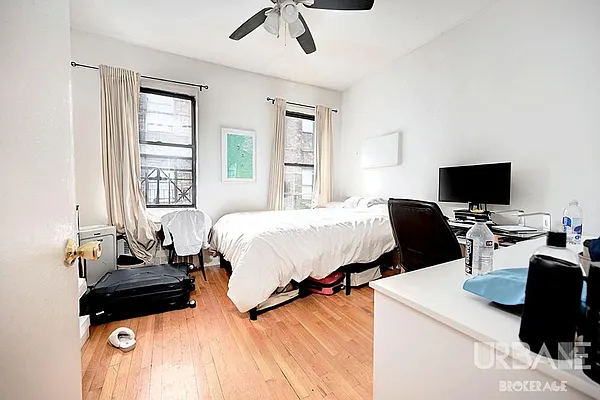 Rented by Urbane Brokerage | media 4