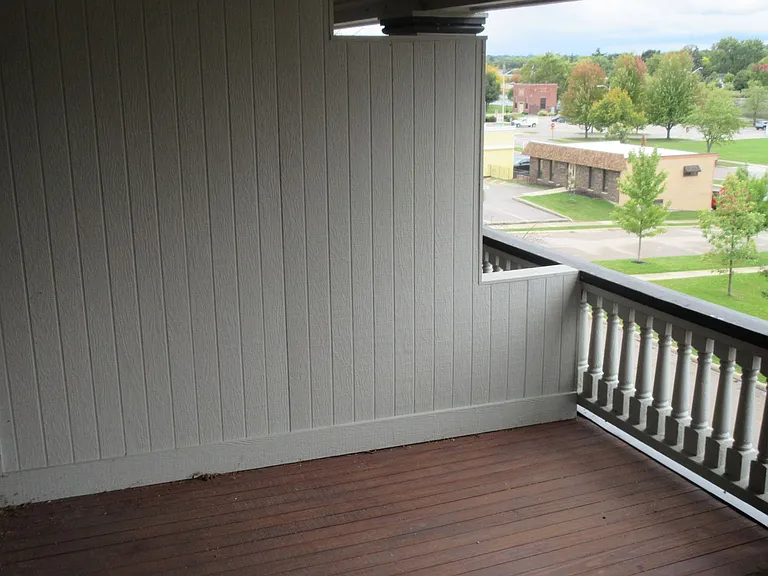 115 S Main St — Photo 7