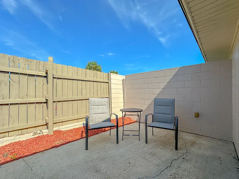2241 W Pensacola St #27 — Photo 21