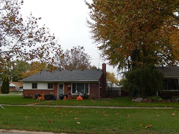 5th image of 30208 Ann Arbor Trl