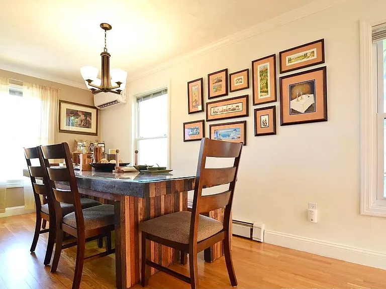 44 Newton St — Photo 4