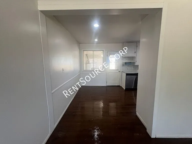 26335 Community Blvd — Photo 8