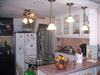 2nd image of 37 Koeppel Pl