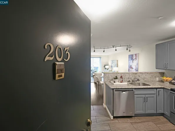 2901 Macarthur Blvd APT 203, Oakland, CA 94602