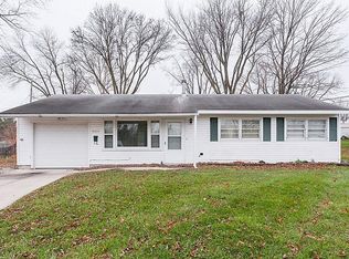 5011 Harbet Ct NW, Cedar Rapids, IA 52405