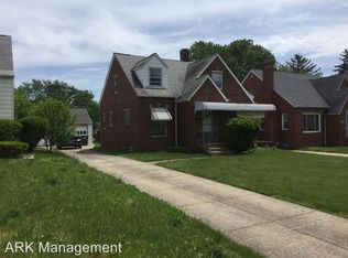 2081 E 224th St, Euclid, OH 44117