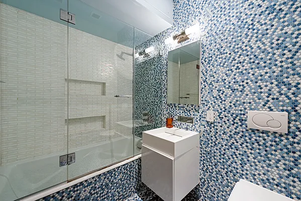 Sold by Industrie Residential | media 13