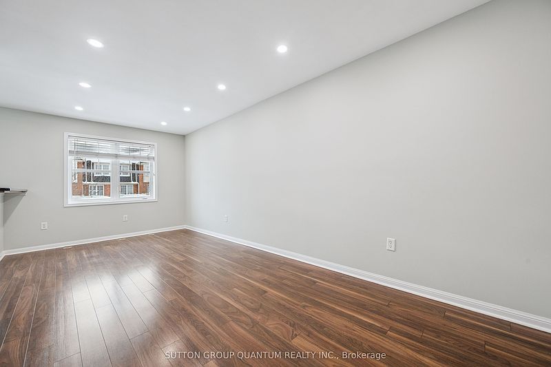 Oakville Townhouse for rent - 2 Bedrooms — photo 5