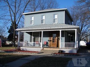 303 S Jackson St, Mount Pleasant, IA 52641