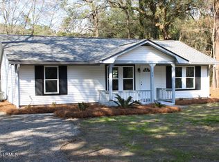 28 Springfield Rd, Beaufort, SC 29907