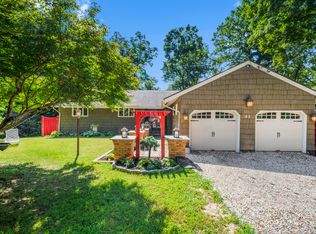 92 Kenmore Rd, Bloomfield, CT 06002