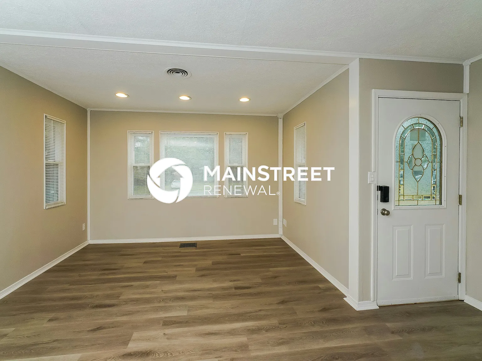 279 Granvil Dr — Photo 3