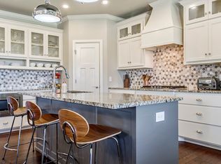 18801 Rolling Hill Way, Edmond, OK 73012