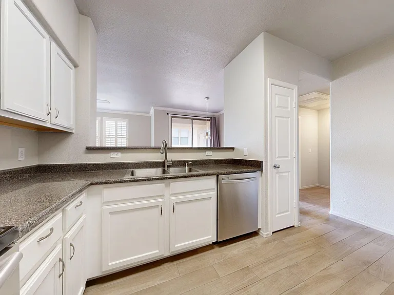20100 N 78th Pl #2019 — Photo 14