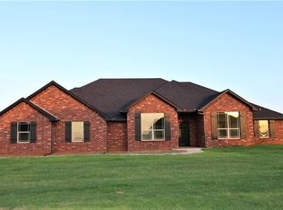 1204 Whispering Meadows Ln, Tuttle, OK 73089