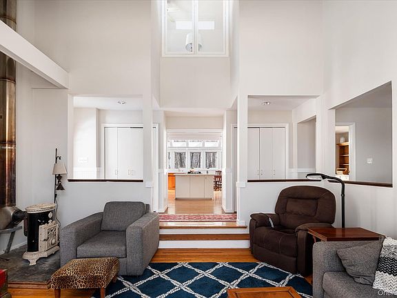 3rd image of 17 Highview Road