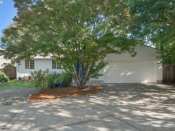 2nd image of 1315 Arcadia Dr