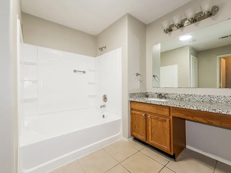 4931 Winding View Ln — Photo 10