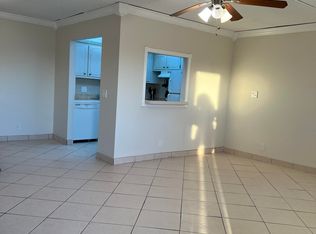 300 Village Green Cir APT 318, Palm Springs, FL 33461