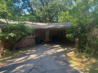 20 W Sycamore St, Fayetteville, AR 72703