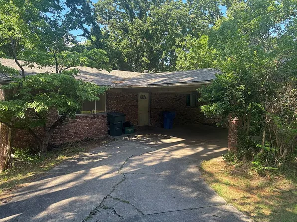 20 W Sycamore St, Fayetteville, AR 72703