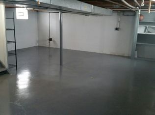 358 George St, Trenton, MI 48183