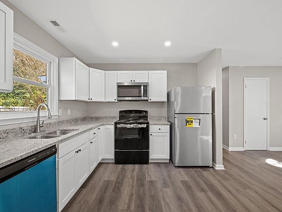 4th image of 119 Walnut Dr