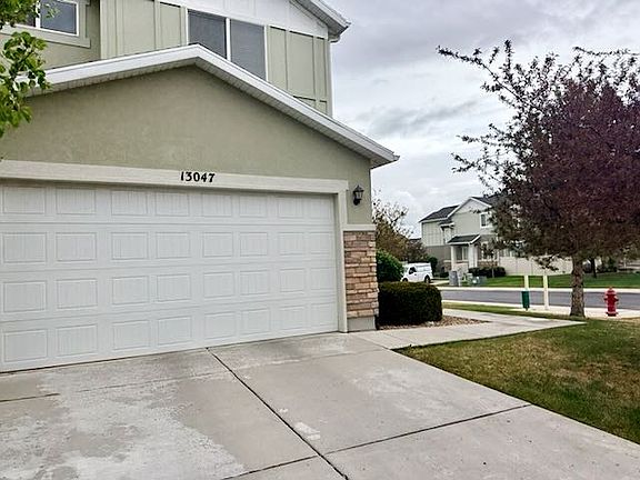 2nd image of 13047 S Padstow Ln