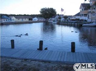 53 N Island Rd, Bayville, NJ 08721