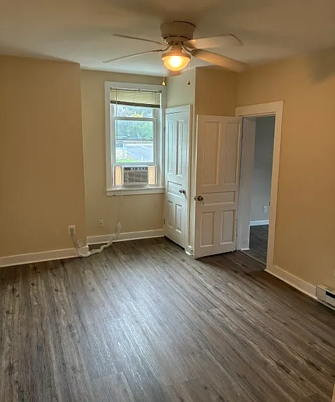 108 E Main St #4 — Photo 1