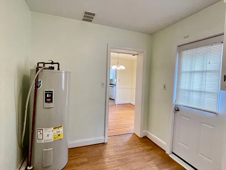 1109 Smithfield Ave — Photo 17