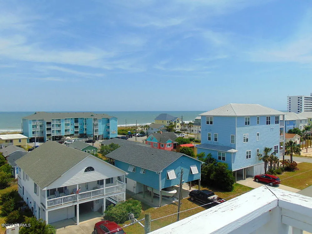 3 bed, 2.5 bath, $2,850 — Photo 2