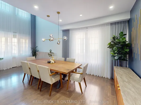 34 Kidd St, Bradford West Gwillimbury, ON L3Z 0V5